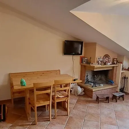 Apartman - Al Centro Con Camino - 5 Posti Letto